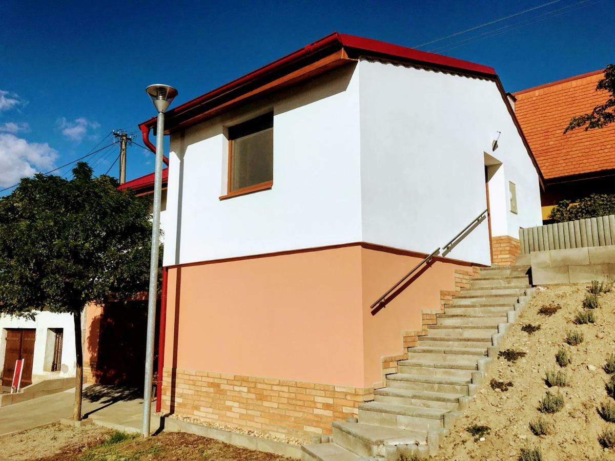 Apartman Pavlenka Hustopece Exterior photo